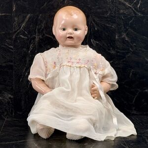HORSMAN DOLLS INC 1985 Baby Dimples Doll